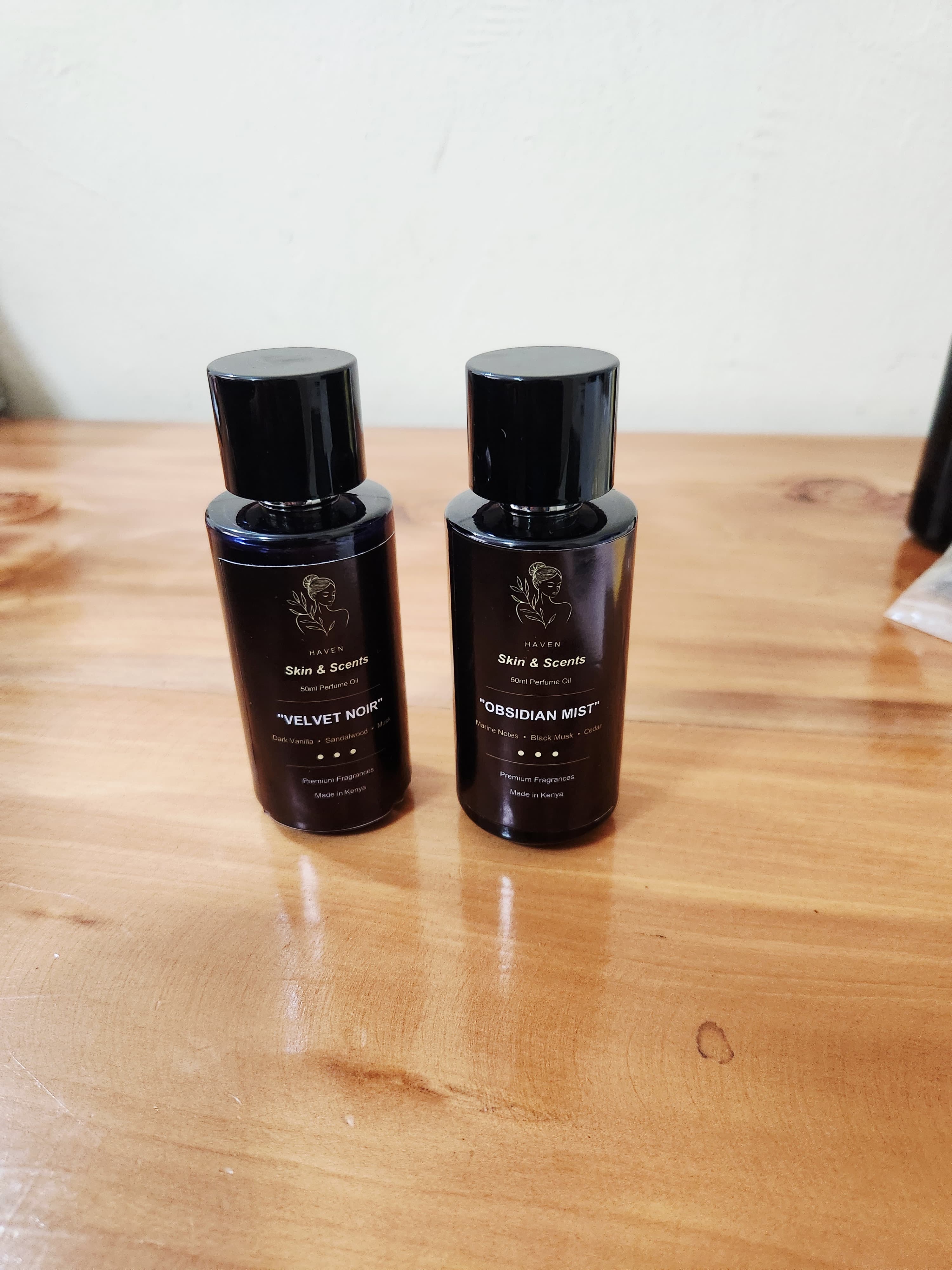 Velve Noir — Haven perfume oil 50ml